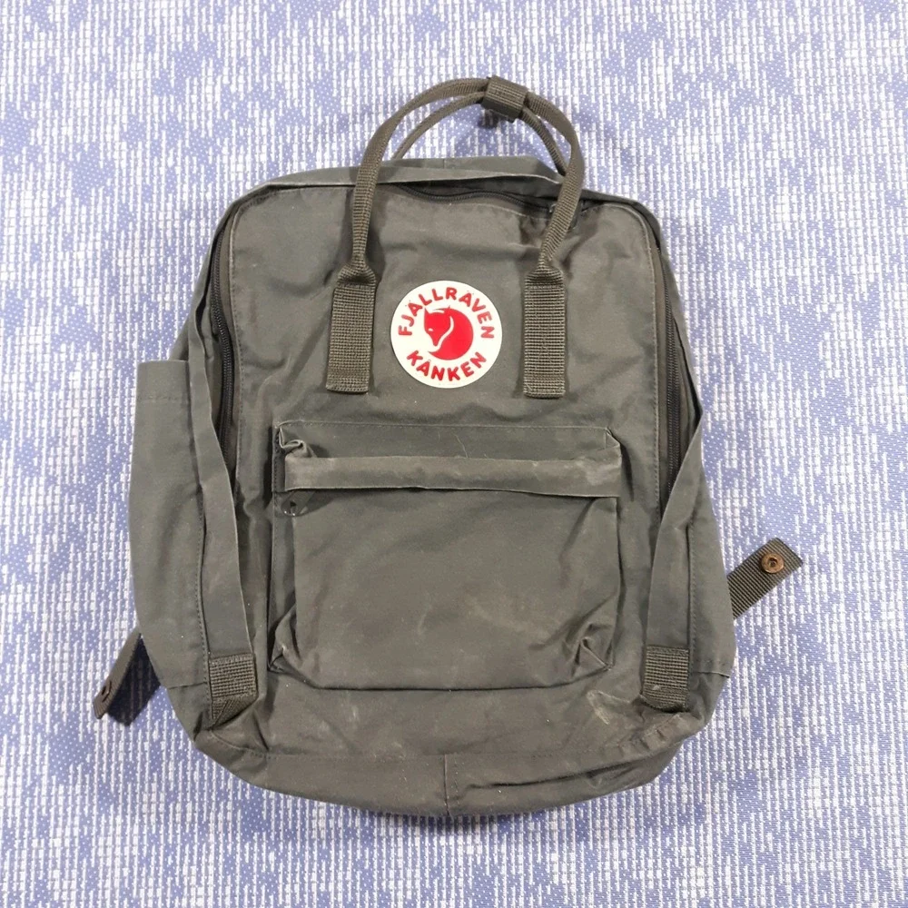 Fjallraven Kanken Backpack Soft Case Adjustable Straps Unisex Daypack 23510